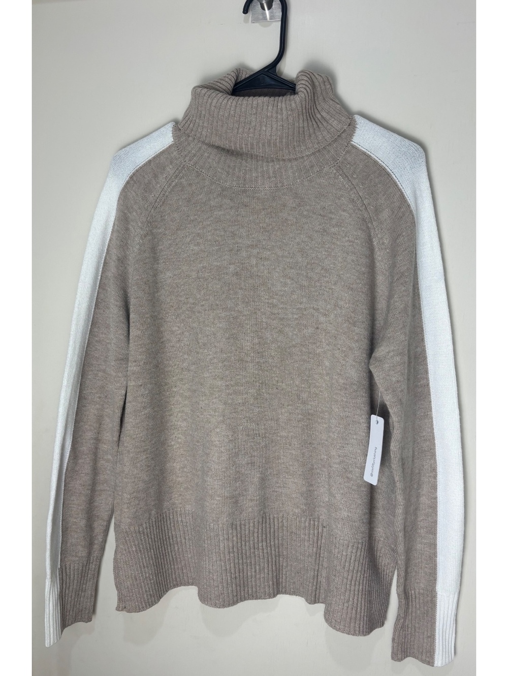 Six/Fifty Ali Stripe Turtleneck Sweater L Latte Ivory Varsity NWT $90